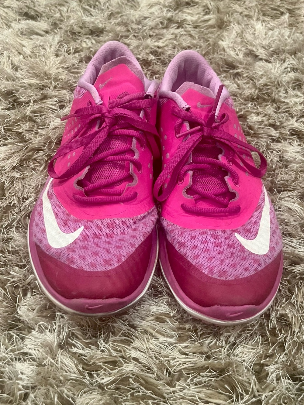 Nike Women's Hot Pink & Light Purple Training Sneakers